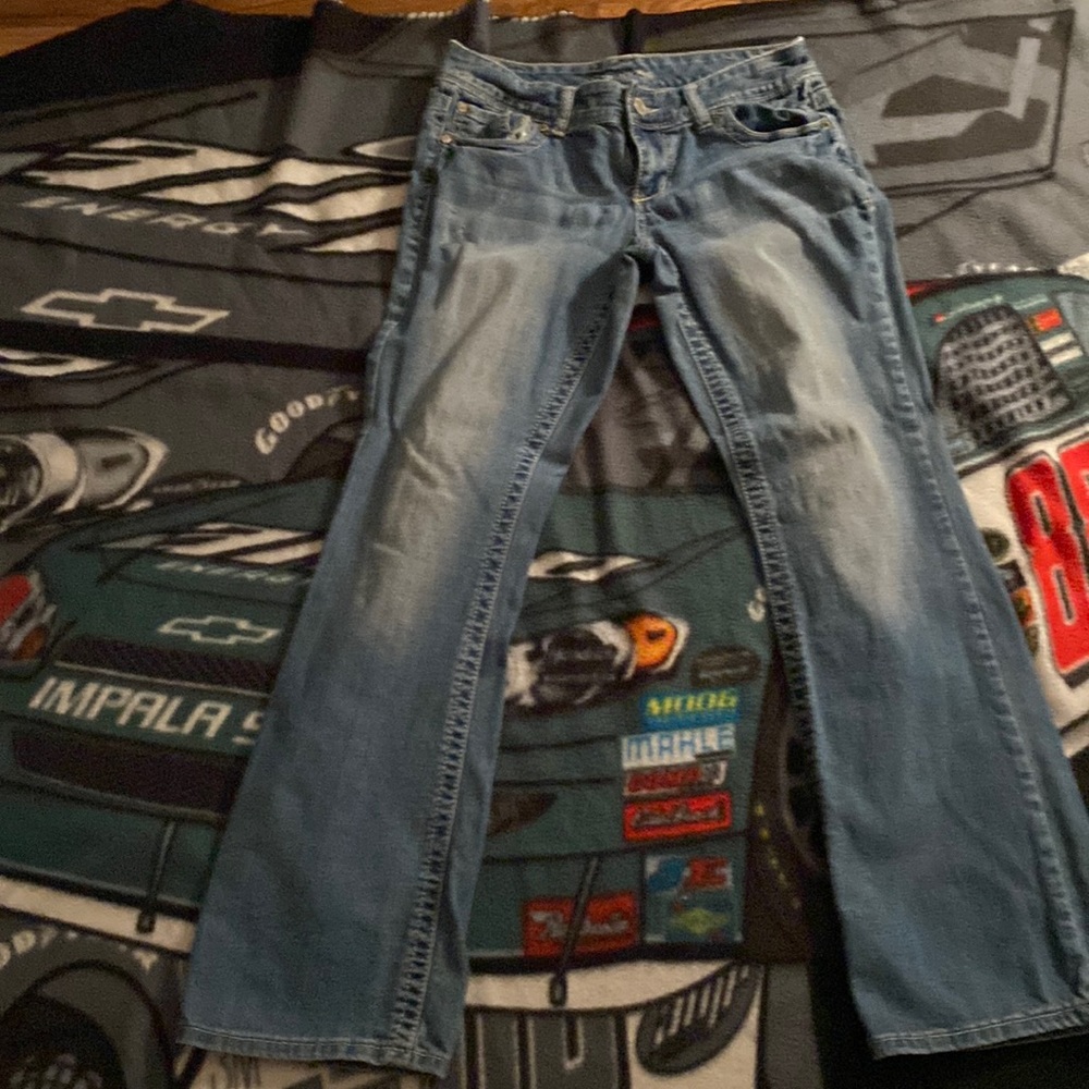 Women size 5/6 jeans, great shape! Brand-name Maurices